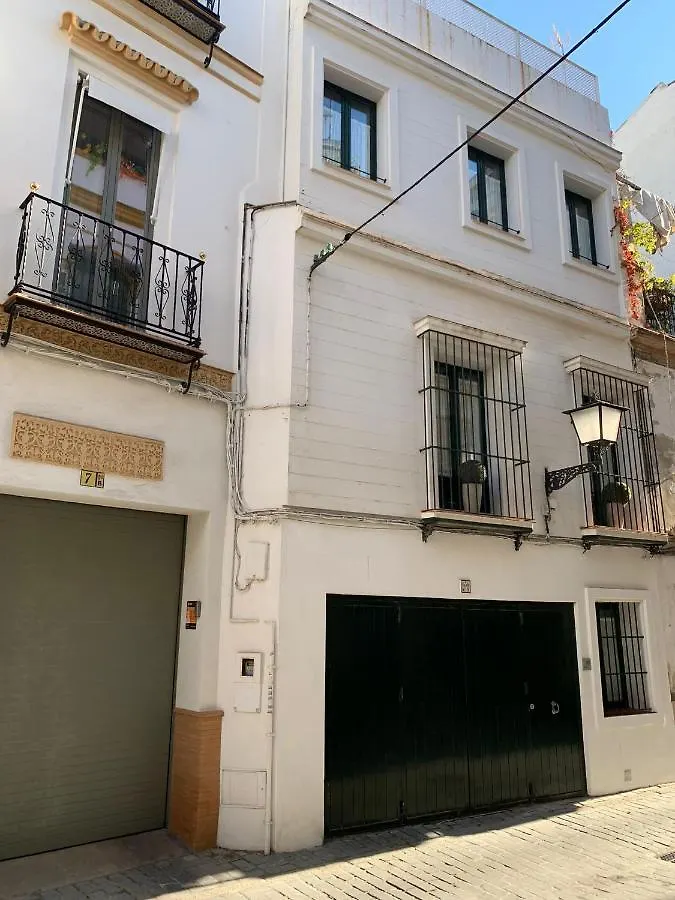 塞维利亚Fam Sevillian Townhouse别墅 西班牙